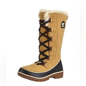 Women’s size 8 1/2 Sorel Tivolo II beautiful, waterproof winter boots!
